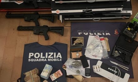 DROGA E ARMI RUBATE, ARRESTATI DUE PUSHER