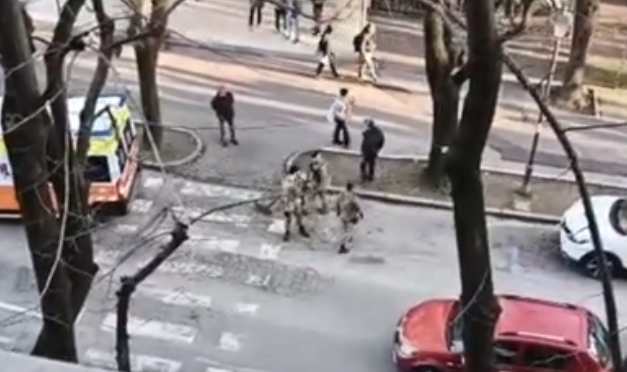 ANZIANO AGGREDITO IN ZONA STAZIONE PER UN RIMPROVERO