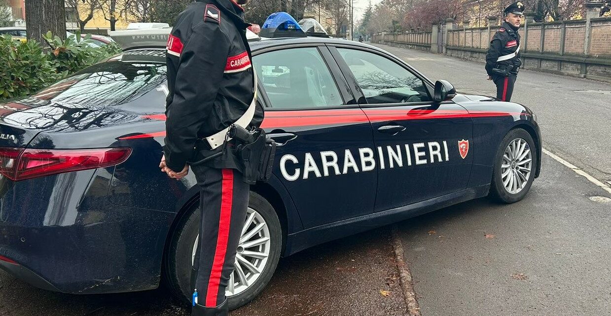 MINORENNE TROVATO CON DROGA E MACHETE
