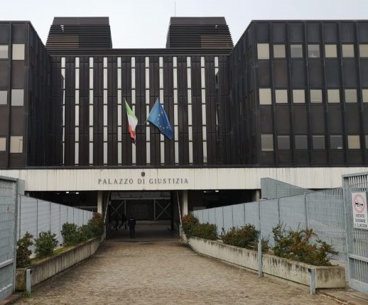 Macello di cavalli a Correggio, la Procura reggiana apre le indagini