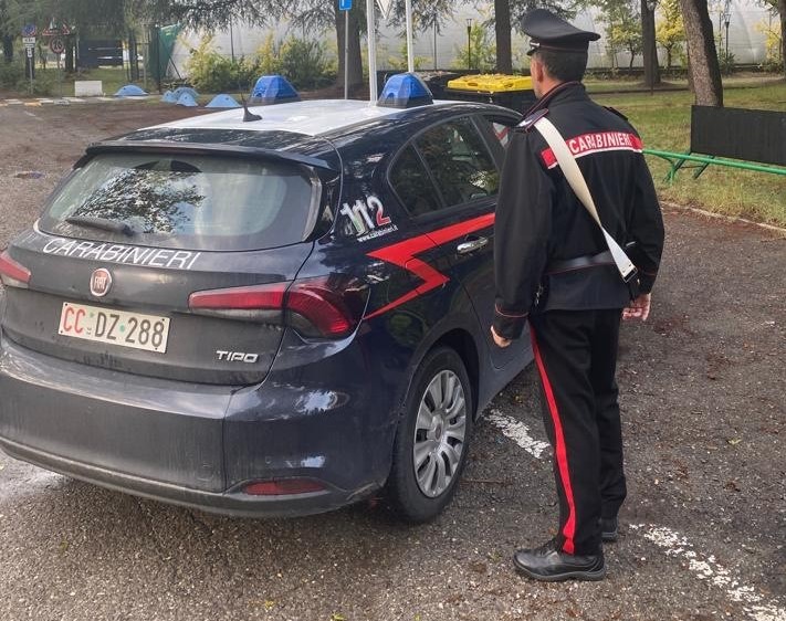 REGGIO. DAVANTI ALL’ASILO LO SPACCIO DI DROGA: 20ENNE ARRESTATO, DENUNCIATO 19ENNE