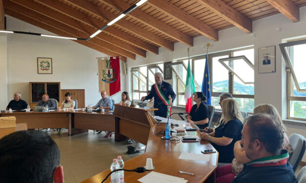 Villa Minozzo, sì al bilancio. Non aumentano rette o imposte