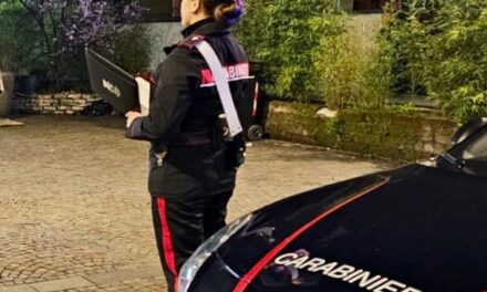 CASTELNOVO SOTTO. TROVA LA DROGA IN CAMERA DEL FIGLIO 23ENNE E CHIAMA I CARABINIERI