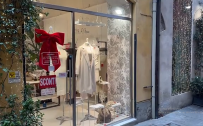 NUOVA RAFFICA DI CHIUSURE NEL CENTRO STORICO DI REGGIO (video Tg)