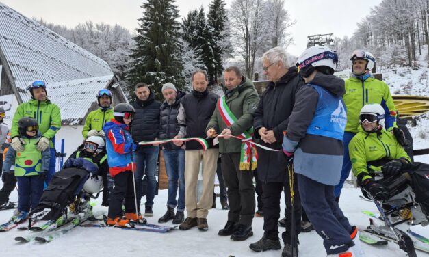 CERRETO LAGHI: TAGLIO DEL NASTRO E GIU’ SULLE PISTE