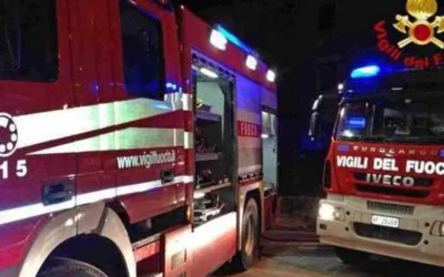 CONTATORI IN FIAMME, EVACUATA PALAZZINA IN VIA PAPA GIOVANNI XXIII