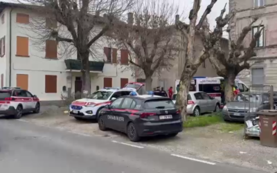 SI ARRAMPICA PER ENTRARE DALLA FINESTRA: VOLA DA 3 METRI, E’ GRAVE (video Tg)