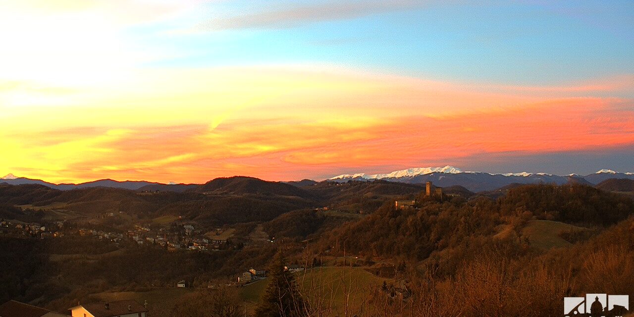 ALBA ROSA E ARANCIO NEL REGGIANO, E’ SOLO UNA BREVE TREGUA