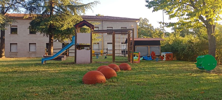 PAULLO. SCUOLA INFANZIA A RISCHIO CHIUSURA, APPELLO DEI GENITORI