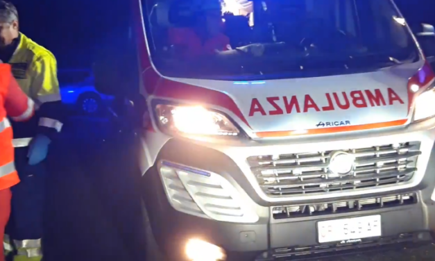 RIO SALICETO. SI SCHIANTA IN PIAZZA CONTRO UN ALBERO, E’ GRAVE 84ENNE