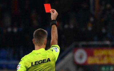 CALCIO, SCHIAFFO ALL’ARBITRO IN SECONDA CATEGORIA: FUORI 4 ANNI