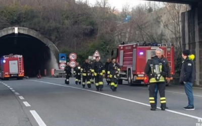 CARPINETI. DOPO LO SCHIANTO, RIAPERTA LA GALLERIA DEL SEMINARIO