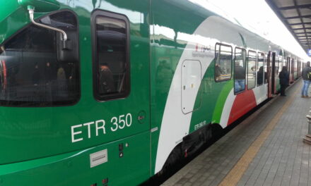 CAVI DEL TRENO TRANCIATI: DISAGI. DE PASCALE: FATTI MOLTO GRAVI