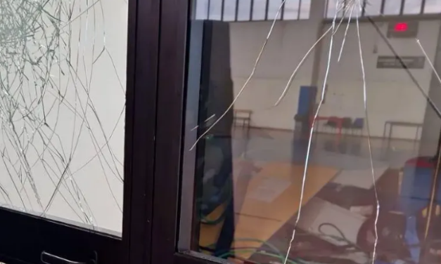 SCANDIANO. VANDALIZZATA PALESTRA, IL SINDACO: PAGHERANNO I DANNI