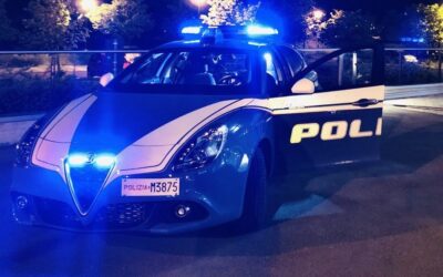 A TUTTO GAS FUGGE ALL’ALT IN VIALE RAMAZZINI: IN AUTO LA DROGA, ARRESTATO 24ENNE