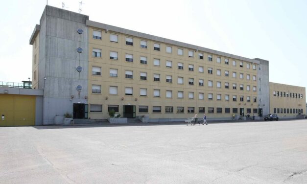 67ENNE  ARRESTATO PER VIOLENZA SESSUALE DI GRUPPO