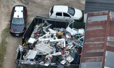 CAMPO NOMADI CORREGGIO, ALLACCI ABUSIVI, 7 DENUNCE