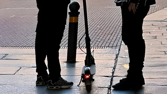 INCIDENTE SUI BINARI IN STAZIONE A REGGIO