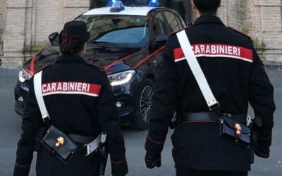 CADELBOSCO. BEVE UNA BIRRA, NON PAGA E POI MINACCIA IL BARISTA