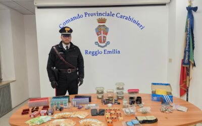 DROGA NEI PACCHI DALLA SPAGNA A REGGIO: SEQUESTRATI 2.5 KG, DUE ARRESTI