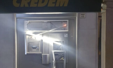 CAMPAGNOLA. NELLA NOTTE FANNO ESPLODERE IL BANCOMAT DEL CREDEM E LO SVALIGIANO