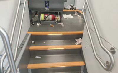 VANDALIZZATO DAGLI ULTRAS IL TRENO MILANO-REGGIO, LA REGIONE: ATTI INQUALIFICABILI, NON SONO SPORTIVI (video Tg)