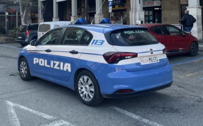 E-BIKE RUBATE A SCUOLA E UN’ALTRA IN CENTRO, IN TASCA HA UN COLTELLO