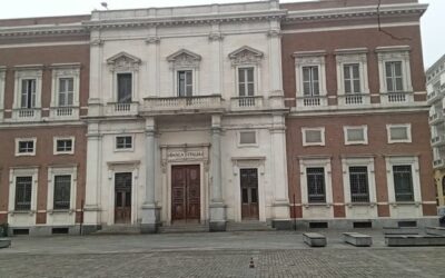 REGGIO CENTRO STORICO: “AFFITTASI EDIFICIO”, E’ L’EX SEDE DELLA BANCA D’ITALIA