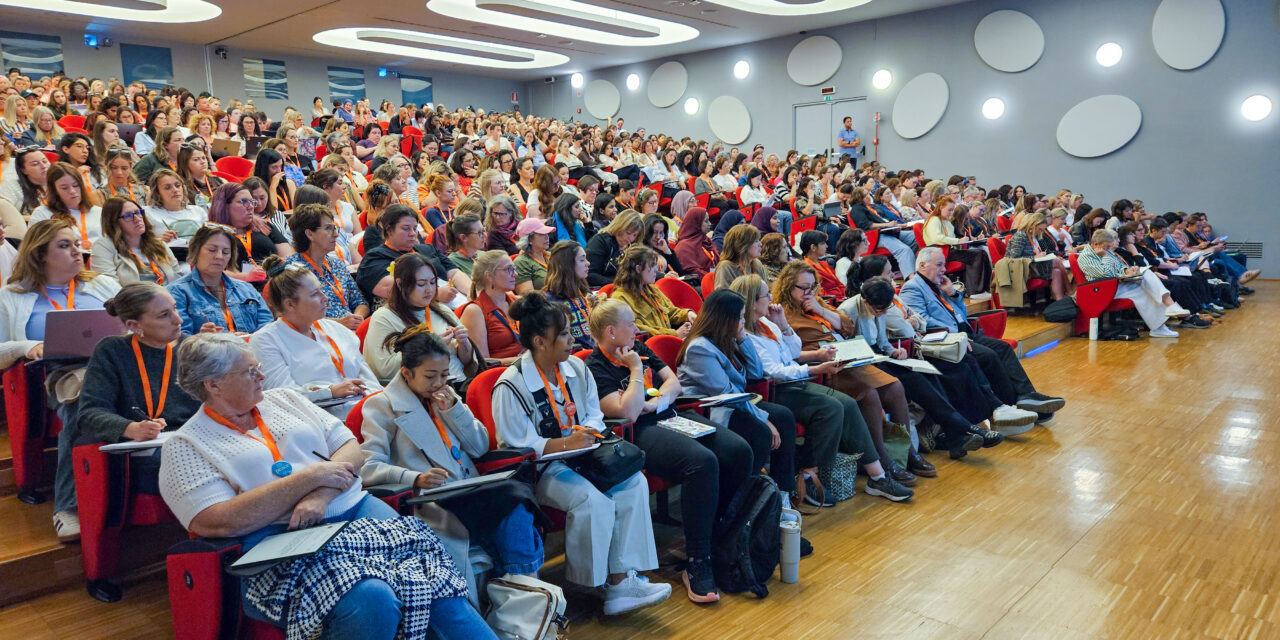 MALAGUZZI, A REGGIO EMILIA 365 EDUCATORI DA 47 PAESI DEL MONDO