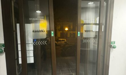 DUE COLPI AL BANCOMAT SVENTATI NELLA NOTTE: UNO A CAMPEGINE E L’ALTRO A BAGNOLO