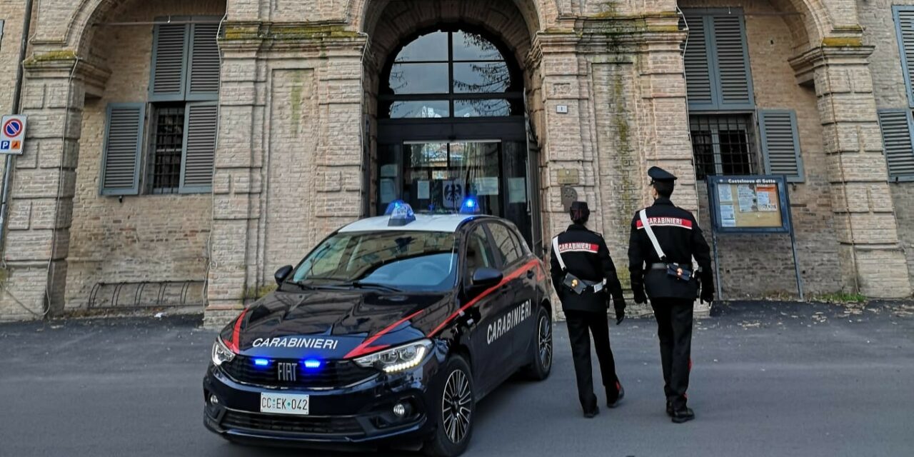 AL BAR NON PAGA E PICCHIA E MINACCIA IL TITOLARE: DENUNCIATO 25ENNE