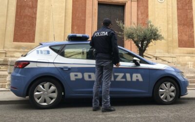 VIA EMILIA SAN PIETRO. FRUGA NELL’ABITACOLO, DENUNCIATO TOPO D’AUTO