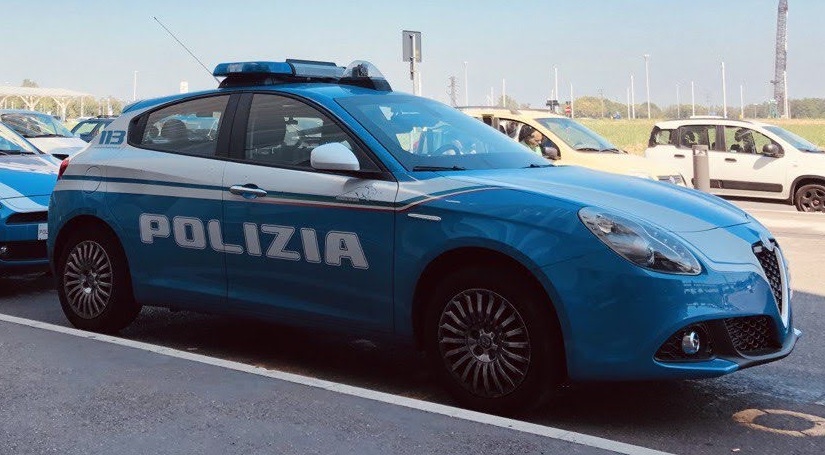 UBRIACO MOLESTA SANITARI E TENTA DI AGGREDIRE AGENTI