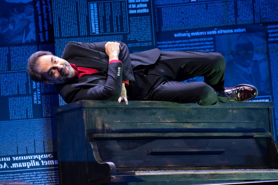 AL VALLI NERI MARCORE’ CON LO SPETTACOLO “GABER, MI FA MALE IL MONDO”