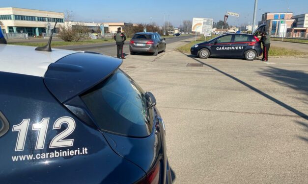 PASQUA SICURA, 300 CARABINIERI IN STRADA: “SEGNALATE AL 112”