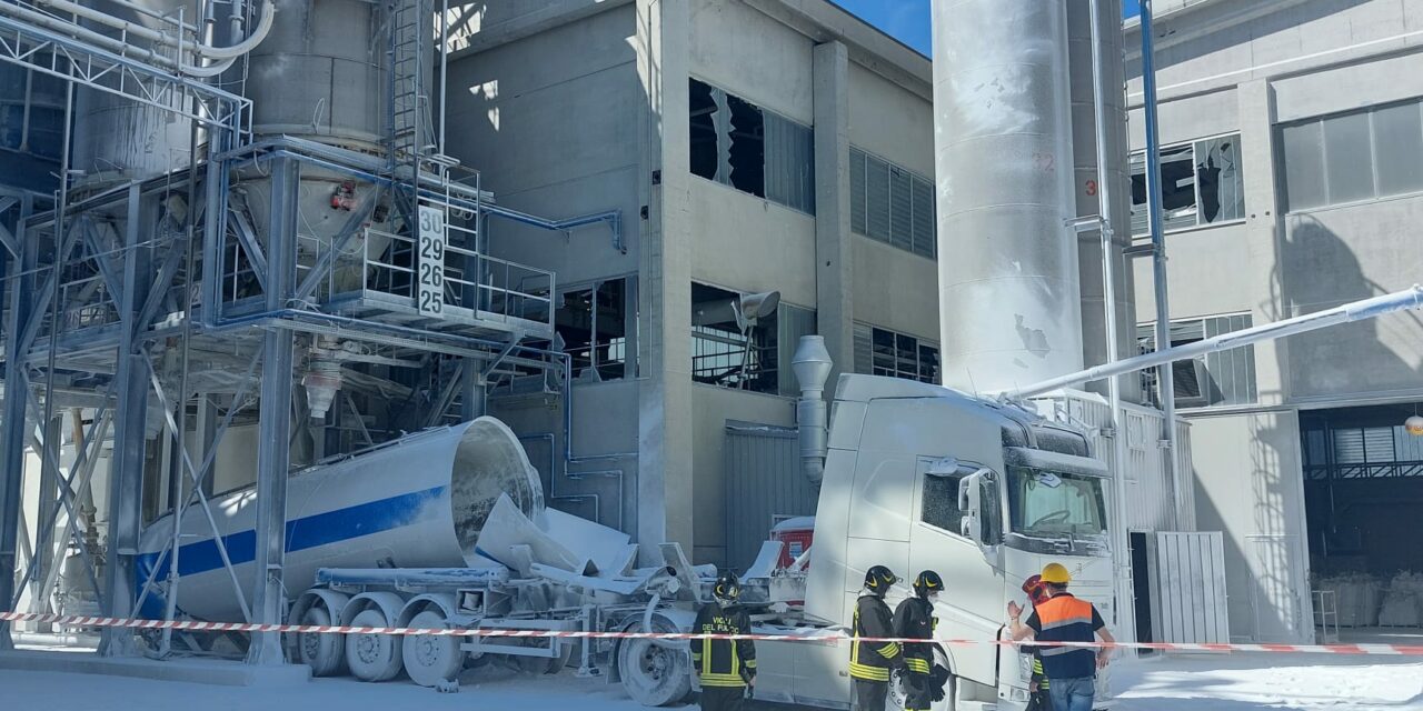 POVIGLIO. ESPLOSIONE IN UNA CISTERNA, FERITO UN OPERAIO DI 46 ANNI