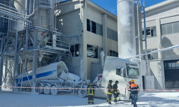 POVIGLIO. ESPLOSIONE IN UNA CISTERNA, FERITO UN OPERAIO DI 46 ANNI
