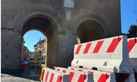 CAOS CANTIERE, IL SINDACO MODIFICA LA VIABILITA’