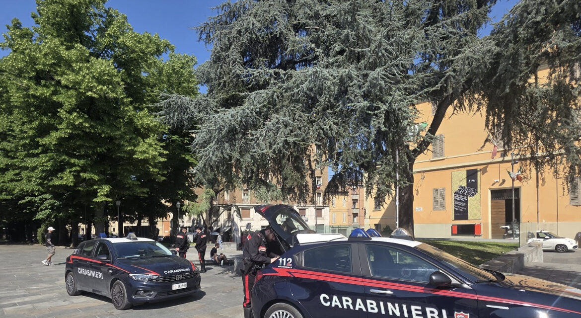 OPERAZIONE CONTRO LO SPACCIO AL VALLI: MULTE E RICHIESTA DI CHIUSURA PER NEGOZI IN VIA ROMA