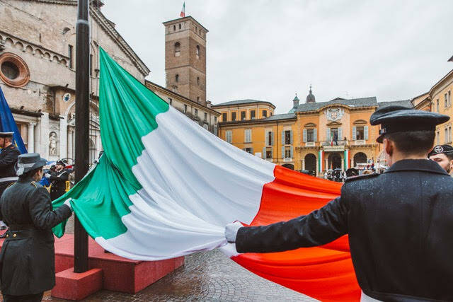 FESTA DEL TRICOLORE, SCONTRO IN REGIONE