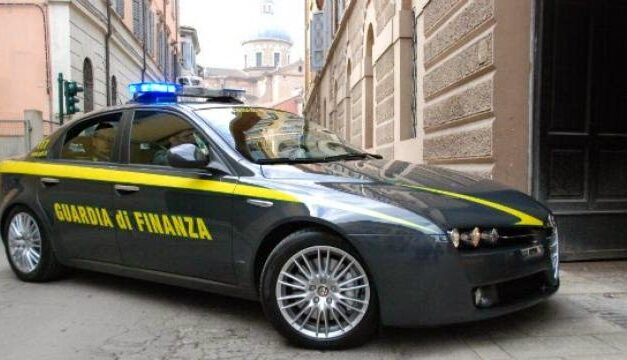 FATTURE FALSE E SOCIETA’ CARTIERE: 14 INDAGATI A PARMA, REGGIO E CROTONE