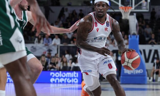 LA STRISCIA VINCENTE DELLA PALLACANESTRO REGGIANA CONTINUA, BATTUTA ANCHE TRENTO (90 A 82)