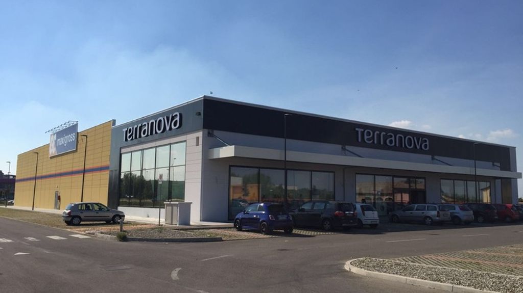 RAID NOTTURNO DA TERRANOVA, LADRI IN FUGA A MANI VUOTE