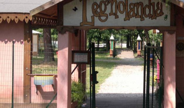 AL PARCO DEL LEGNO DI VIA CECATI LA FESTA DI PRIMAVERA