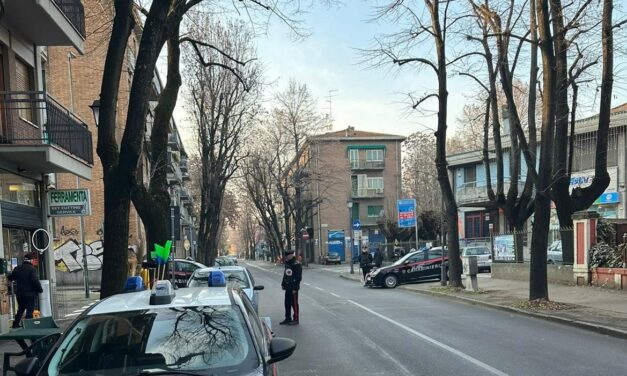 DISABILE RAPINATO E FINITO A TERRA IN ZONA STAZIONE, DUE DENUNCE