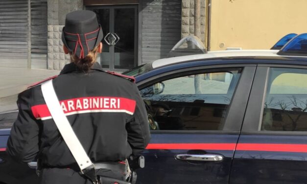 BOTTE, MINACCE DI MORTE ALLA MOGLIE: DENUNCIA E DIVIETO DI AVVICINAMENTO