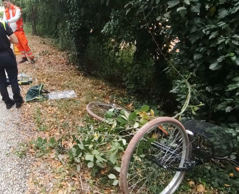 ALBINEA,  SI SCHIANTA CONTRO UN ALBERO, MORTO 34ENNE NIGERIANO