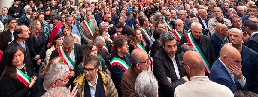 STRAGE DI MODENA, LA VICINANZA DEI SINDACI REGGIANI