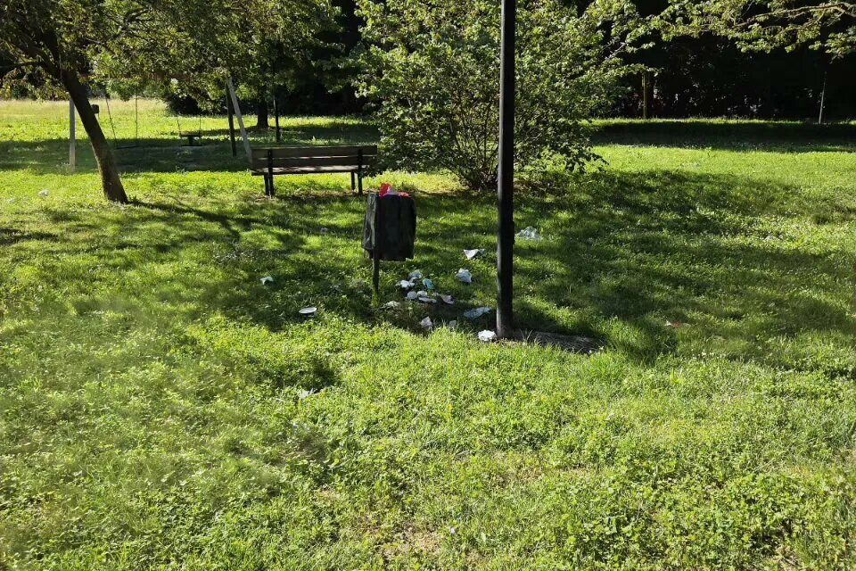 DEGRADO NEL PARCO VECCHI, LA DENUNCIA DEI CITTADINI
