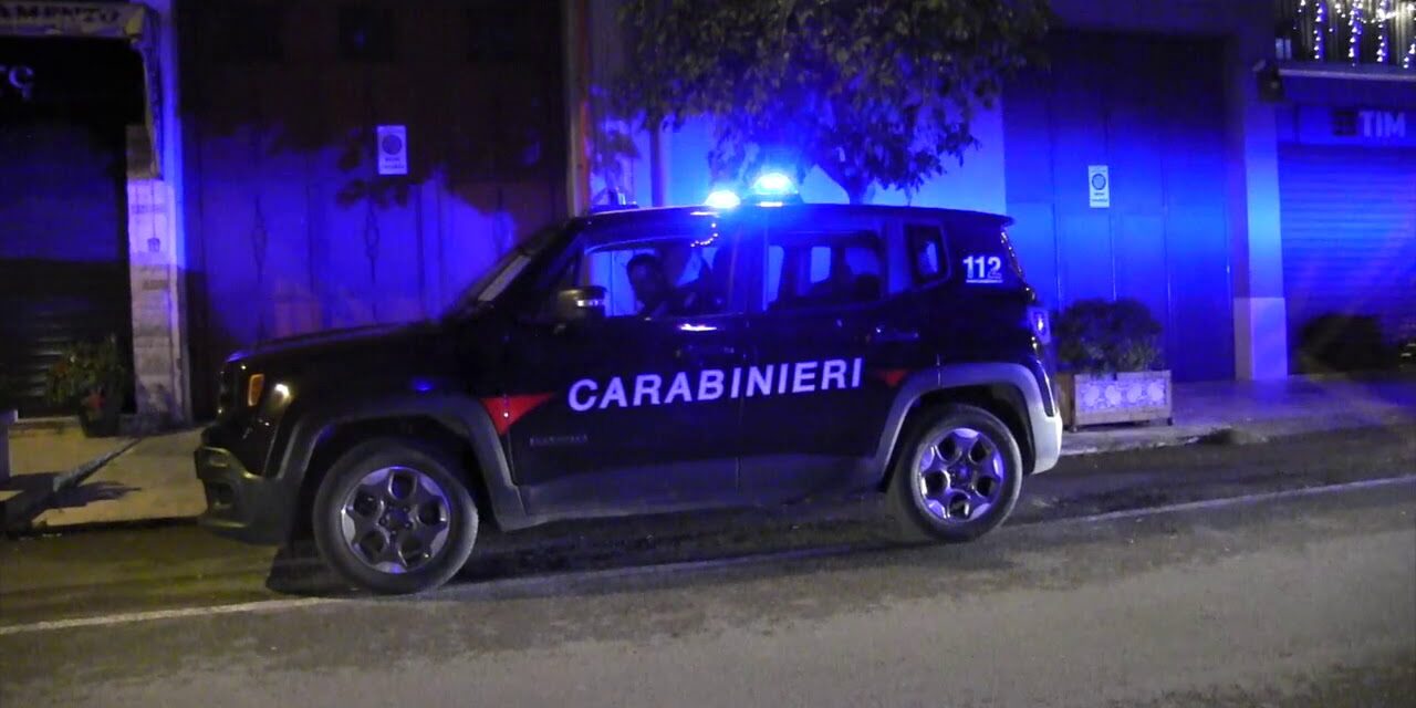 ESCE PER LA PARTITA E VIENE ARRESTATO